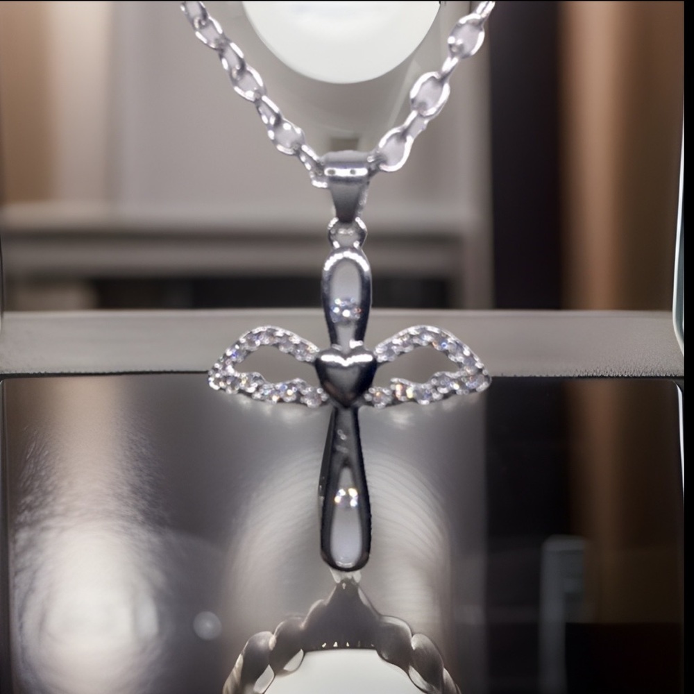 Angel Cross Wings Diamond In The 🔝 & ⬇️ Of Angel W/❤️ In Center S925 Necklace